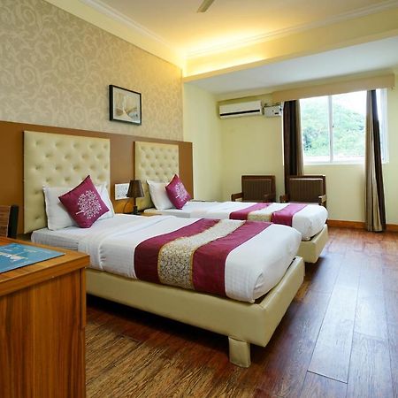 Oyo 1684 Hotel Malabar Inn Kozsíkóde Kültér fotó