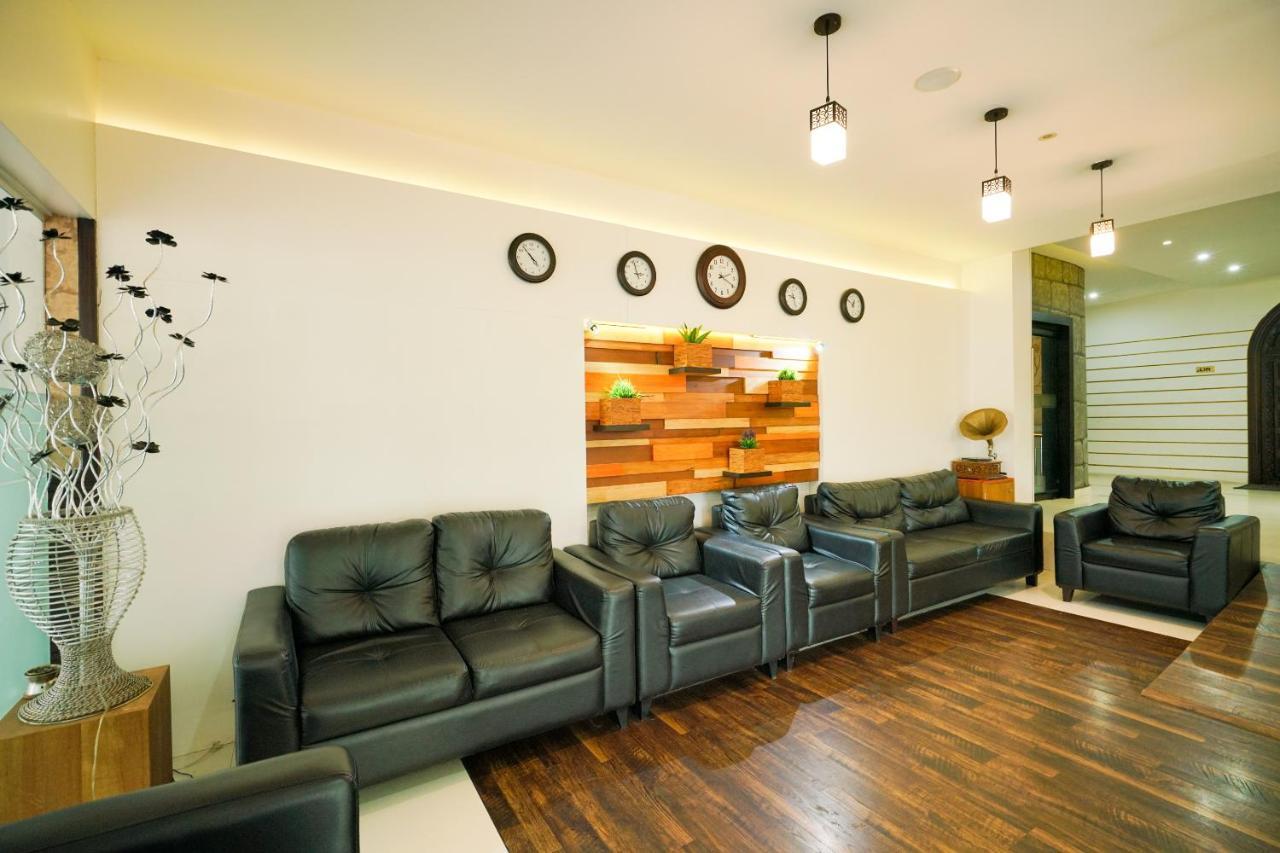 Oyo 1684 Hotel Malabar Inn Kozsíkóde Kültér fotó